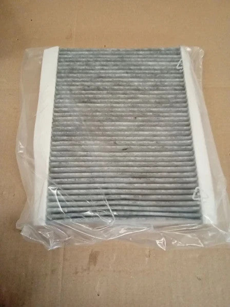 Bosch R5548 Activated Carbon Cabin Replacement Filter 22.6x3.4x26.2cm New