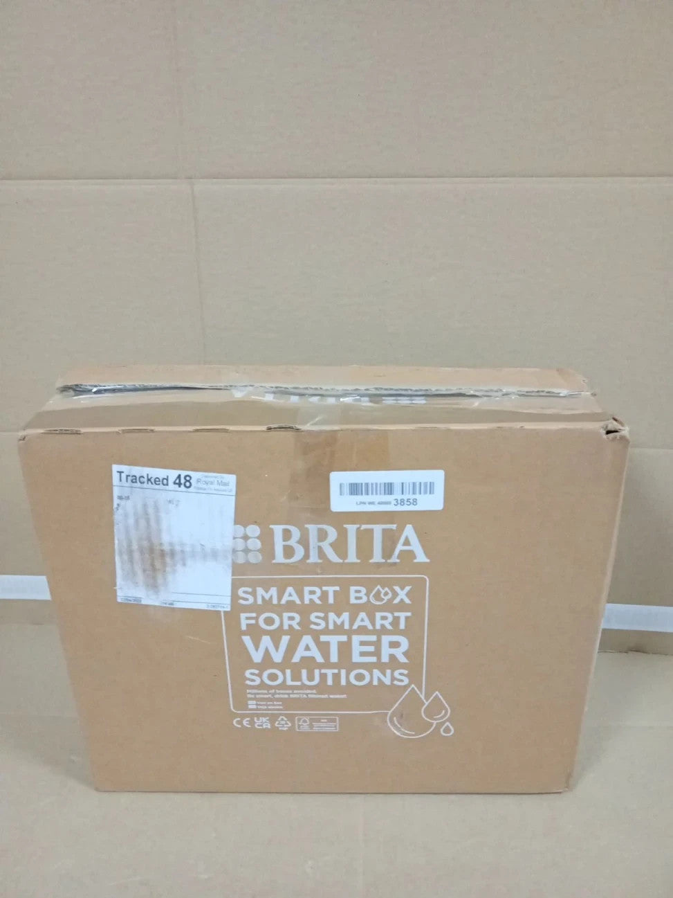 BRITA Water Filter Jug Style Essential White 2.4L MAXTRA PRO Pure Performance