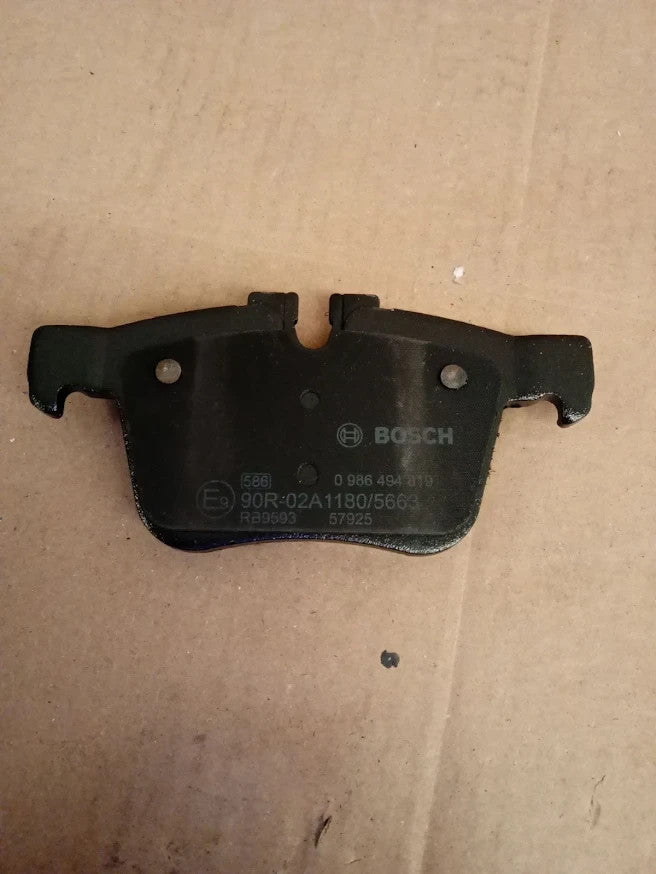 Bosch BP1993 Rear Brake Pads 4 Pieces Car ECE R90 Low Noise Dust Copper Fre New