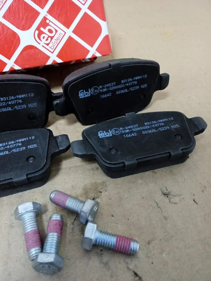 Febi Bilstein 16642 Brake Pad Set Bolts Semi Metallic For Car 1 Unit New