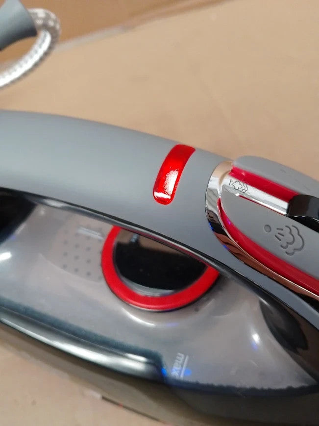 Russell Hobbs Steam Iron 3100W 210g min Extra Steam Boost 70 g/min 20630