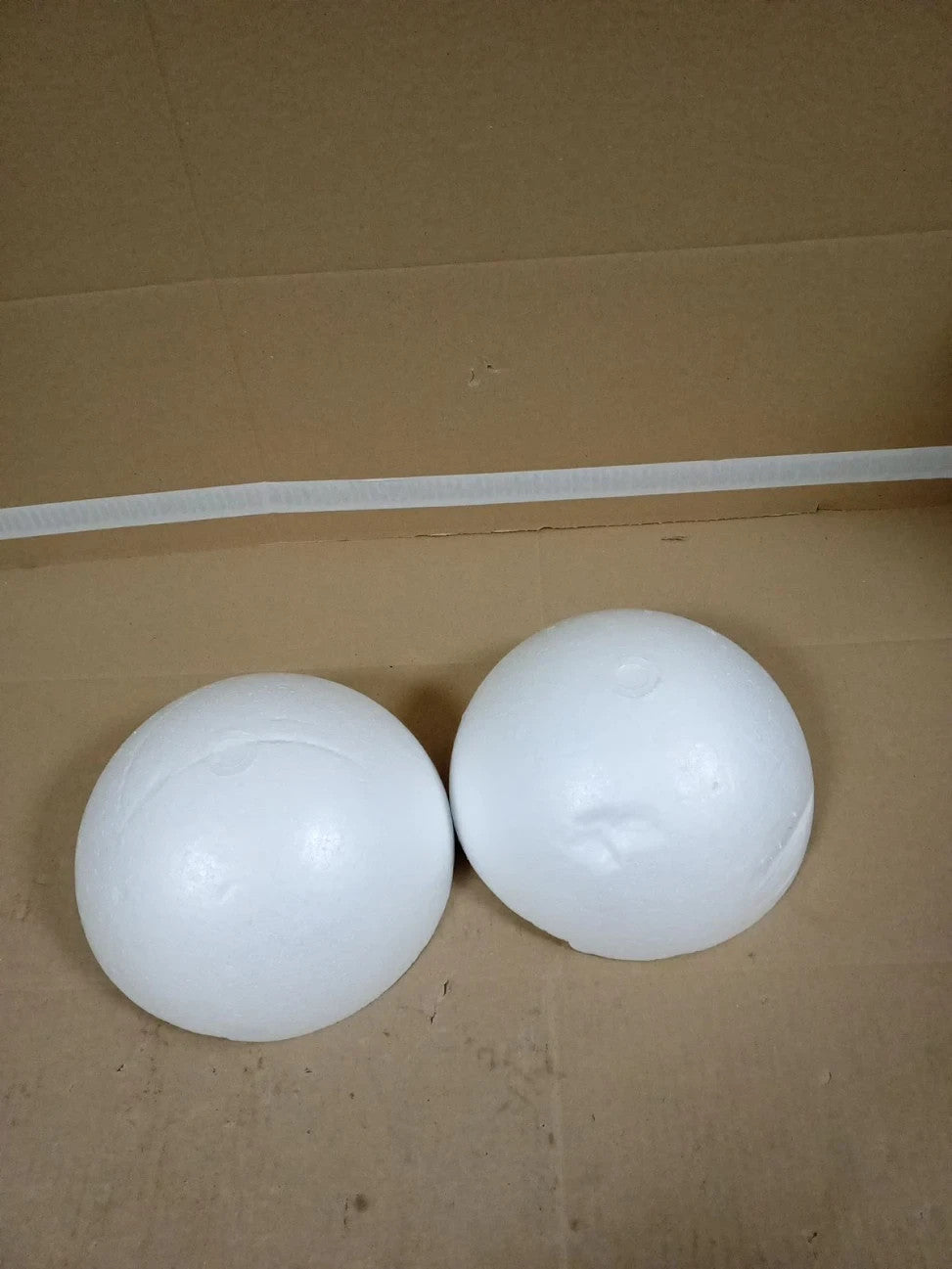 Sourcing Map 2 Pieces White Craft Foam Balls 5.1in Smooth Polystyrene White