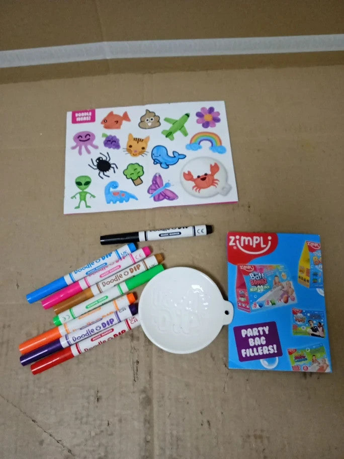 Zimpli Doodle N Dip 8pc Magic Markers Picture Paddle Draw Water Colouring New