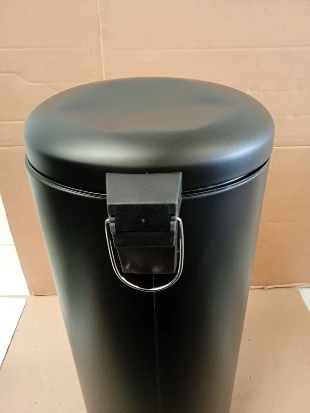 Habitat 30Litre Domed Pedal Bin Made From Steel Inner Bin Black 67x29x29
