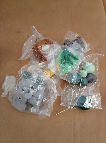 19pcs Safari Animal Jungle Wild Cake Toppers Leaves Balls 6.1x1.97in New