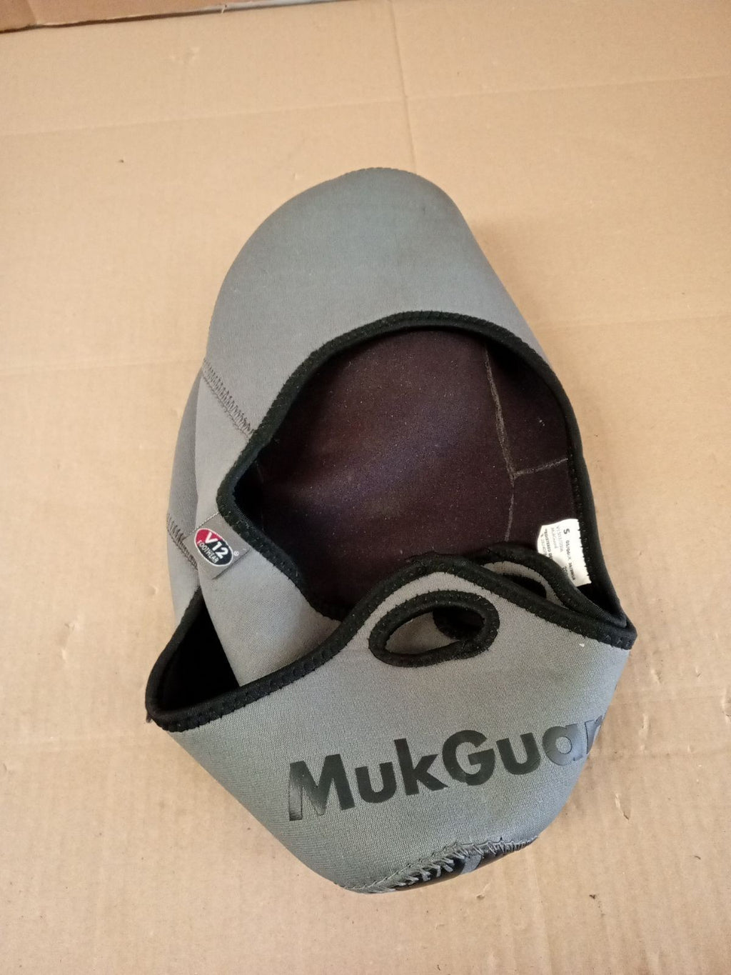 V12 Mukguard Reusable Overshoes Washable Slip Resistant UK Shoe Size 3-4 XS