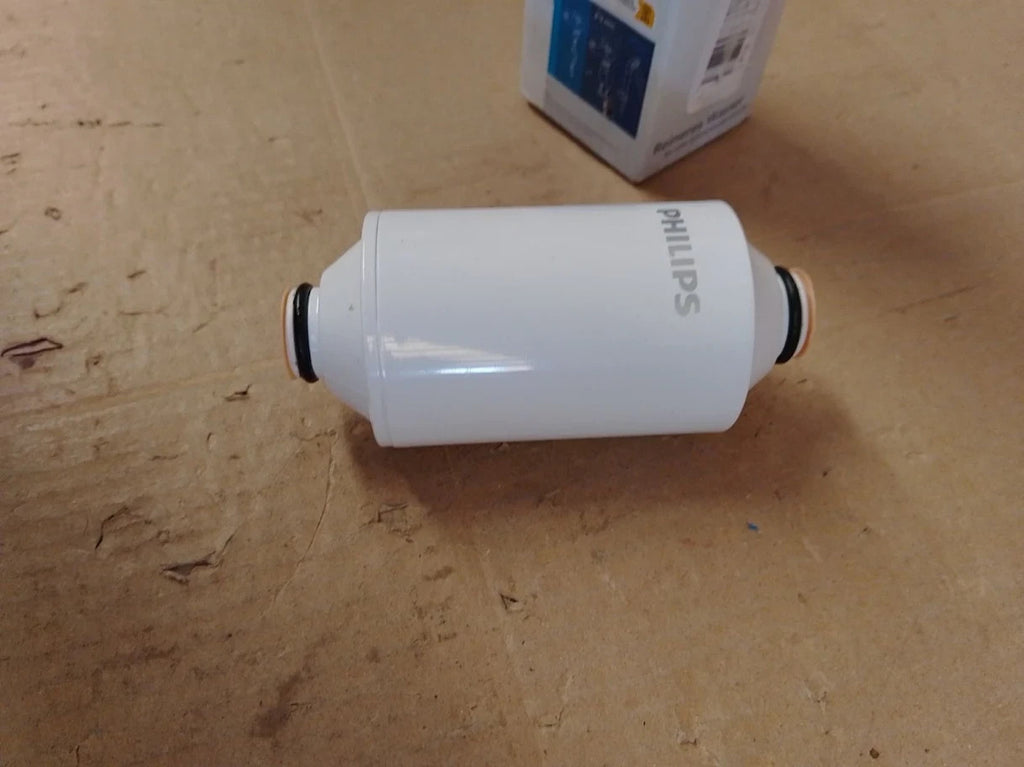 Philips Water Shower Filter Cartridge Remove Chlorine Impurities Rust New