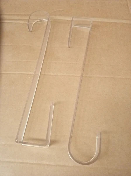 Dolaso 2pcs Christmas Wreath Hanger Front Door 12in Length 12x1.02x0.08in New