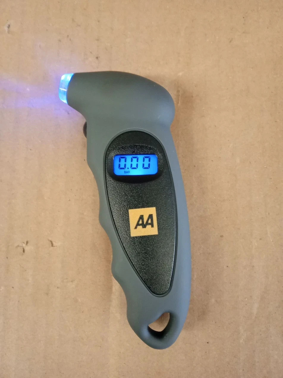 AA Digital Tyre Pressure Gauge AA1634 Cars Backlit LCD Screen 0100 PSI/0-6.85