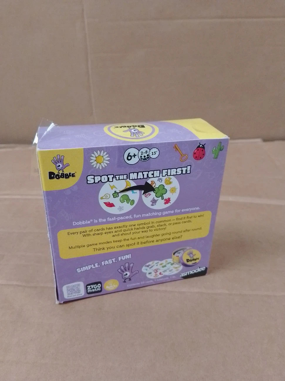 Asmodee Dobble Fun Family Card Game 2-8 Players 15min. Play Time 6+ Tin Box New
