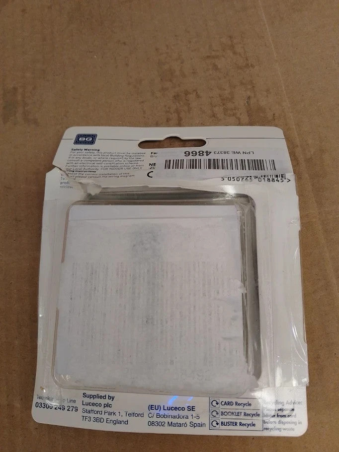 BG Electrical 3 Pole Fan Isolator Switch 10 Amps 250 Volts 8.6x2.3x8.6cm New