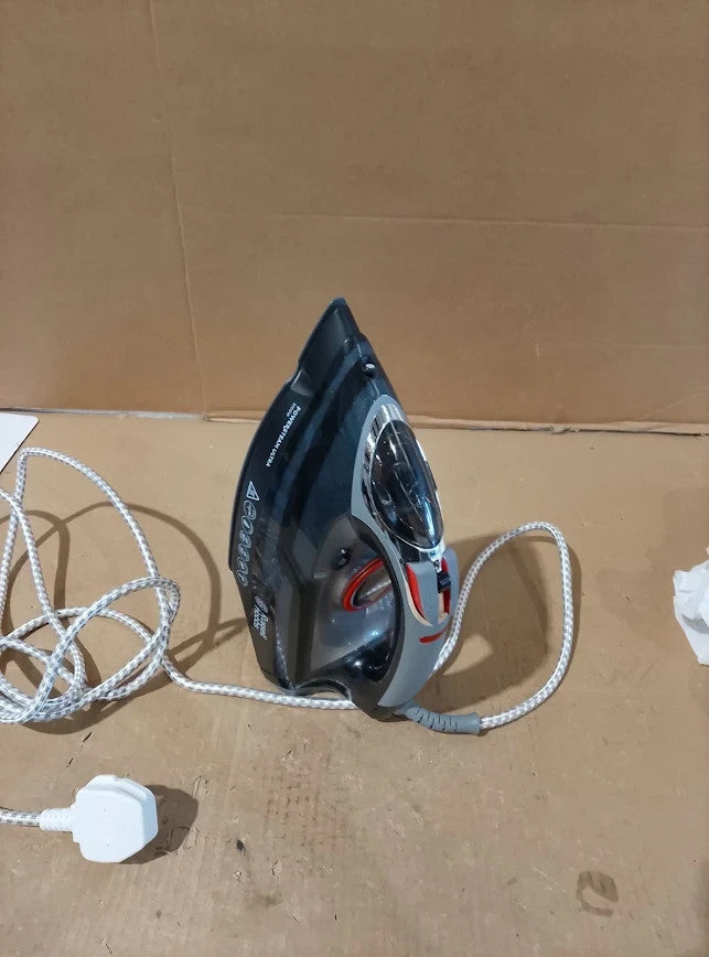 Russell Hobbs Steam Iron 3100W 210 g/min Extra Steam Boost Ceramic Soleplate