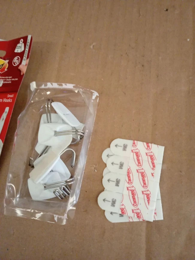 Command Small Wire Hook White Value Pack of 8 Hooks Damage Free New