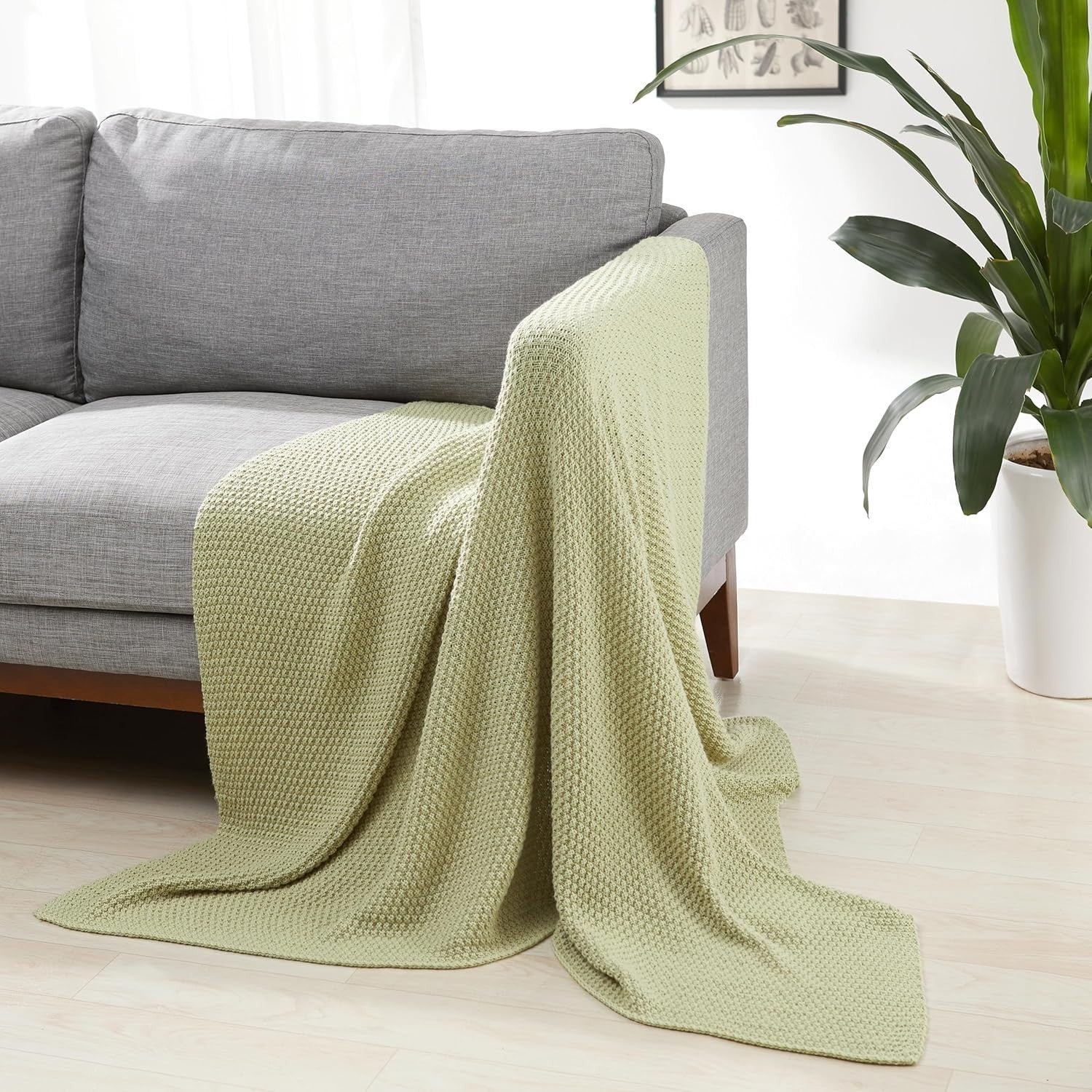 Amazon Basics Chunky Cable Knit Throw Blanket Couch Sofa Bed Lightweight New