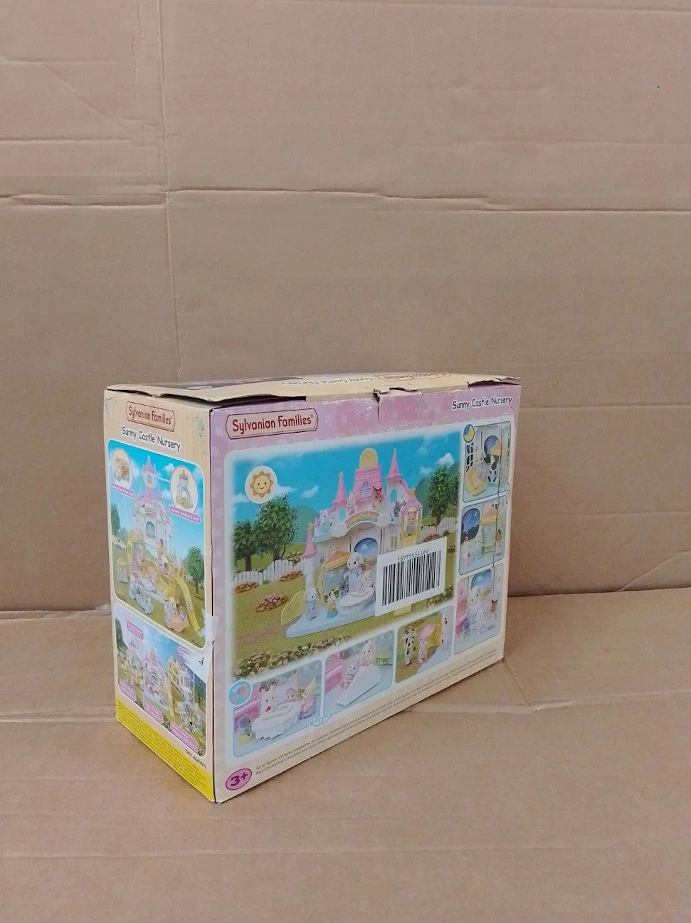 Sylvanian Families 5743 Sunny Castle Nursery Dollhouse Playsets 1:24 New