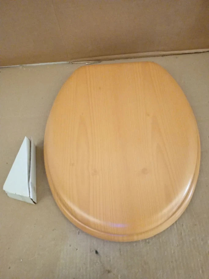 Argos Home Pine Effect Toilet Seat Adjustable Hinges 45.4x36.9x5.2cm Natural New