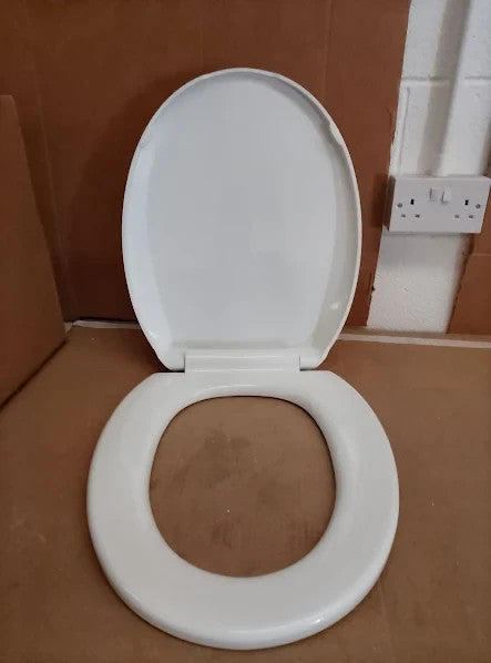 Argos Home Tongue Groove Style Toilet Seat White 45x37.3x5.3cm New