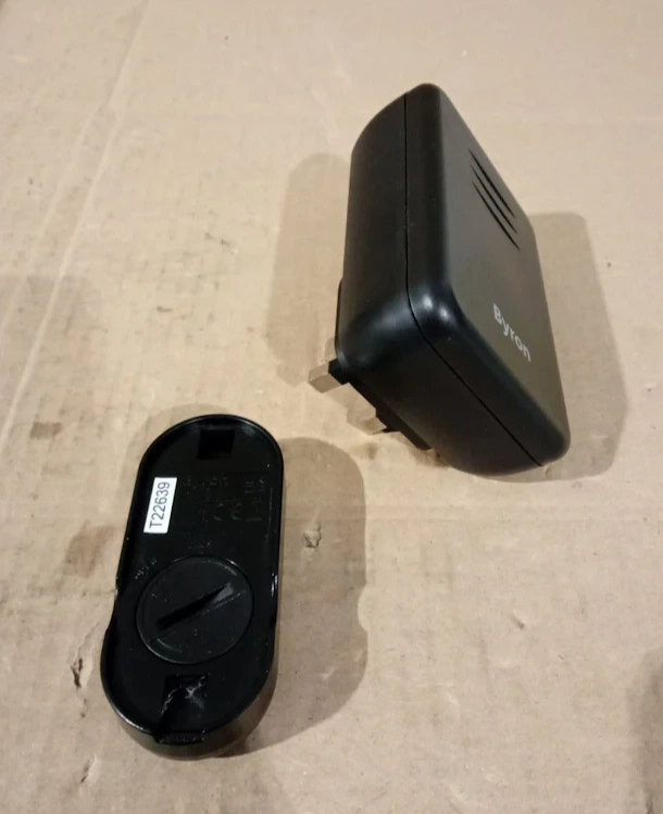 Byron DBY 22352BS Wireless Plug in Doorbell Set 150m Range 16 Melodies Black
