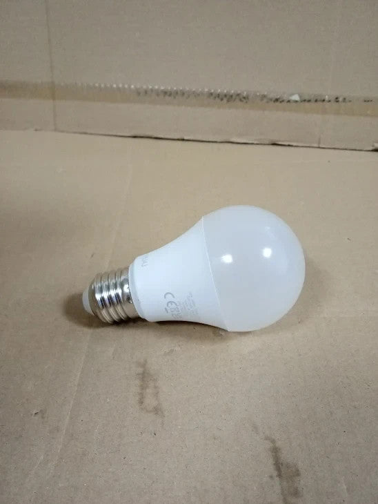Amazon Basics LED E27 Edison Screw Bulb 10W Equivalent 75W Cool White New