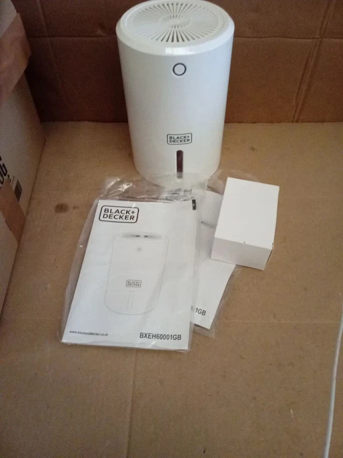 Black Decker 900ml Portable Mini Dehumidifier White BXEH60001GB New