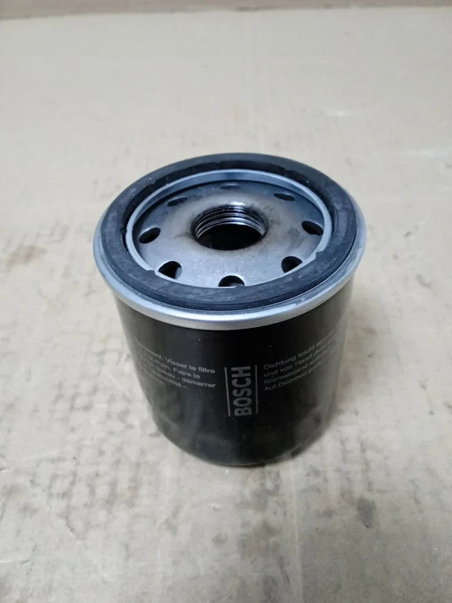 Bosch P7077 Oil Filter Car Performance Part High Quality Black