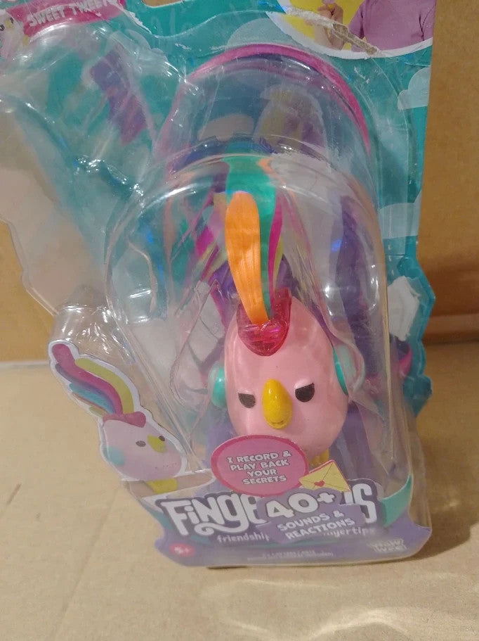 Fingerlings Sweet Tweets Interactive Bird Debbie Record Play Secret Messages New
