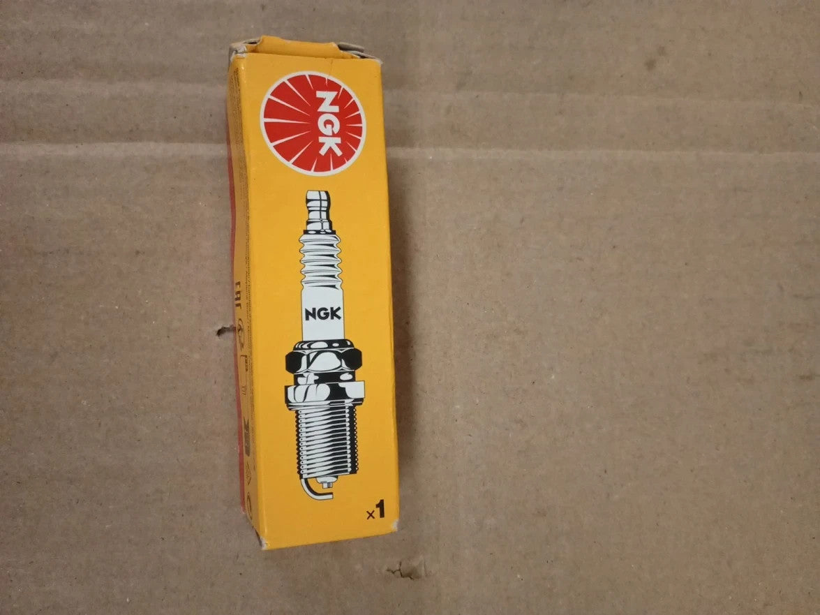 NGK Spark Plug BP5ES 6511 14mm Copper Nickel Car Motorcycle New