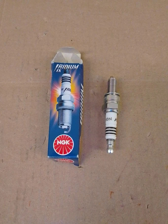 NGK 3521 CR9EIX Iridium IX Spark Plug For Car Truck Pack Of 1 New