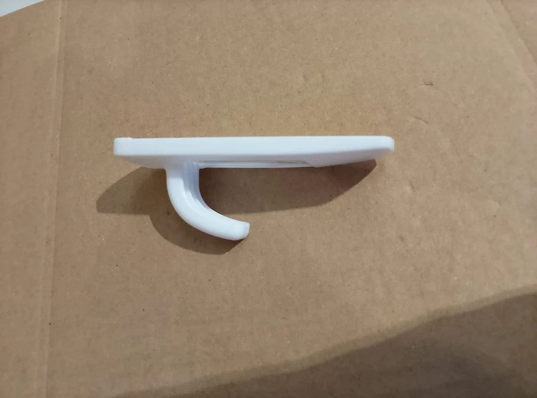 Command Large Utility Hooks 7 Pieces Adhesive Strips White 2.2kg Durable Design
