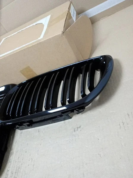 Double Bridge Front Kidney Grill Grilles Glossy Black E46 4 Door New