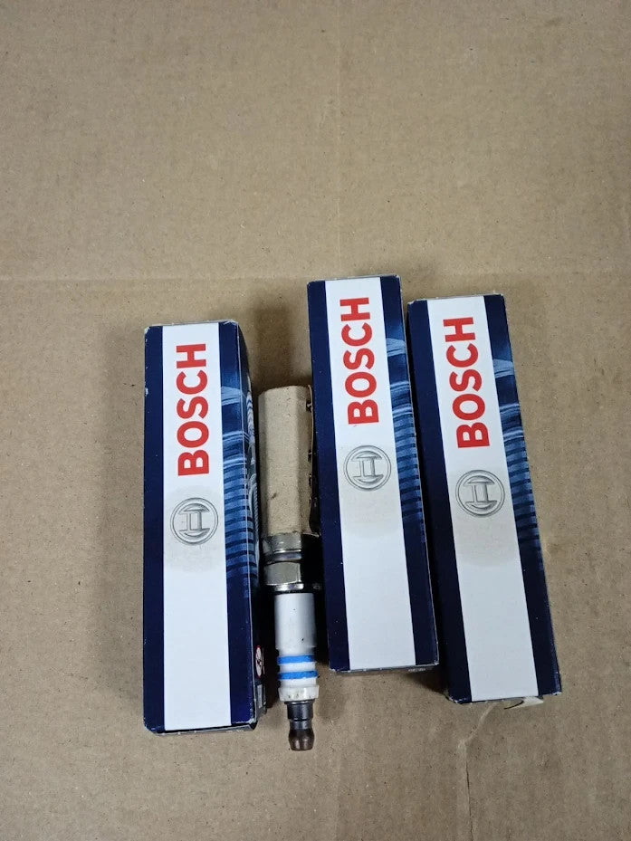 Bosch 0242229902 Spark Plug 4 Pieces Reliable Engine Ignition Plugs Heavy Duty
