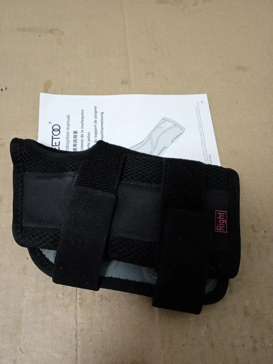 Freetoo Wrist Support S Shaped Arthritis Adjustable Day Night Right Medium New