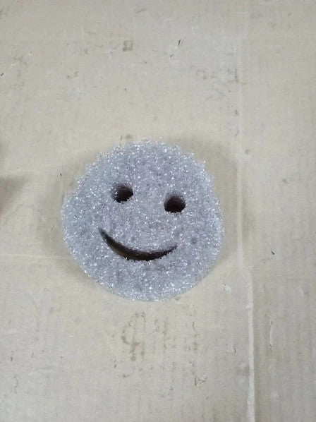 Scrub Daddy Style Dish Sponge Kitchen Cleaning 6.1Lx1.57Wx4.13Th Inches New