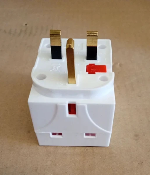 Status 3 Way Multi Plug Adaptor UK 3 Socket Extension Home Office White New