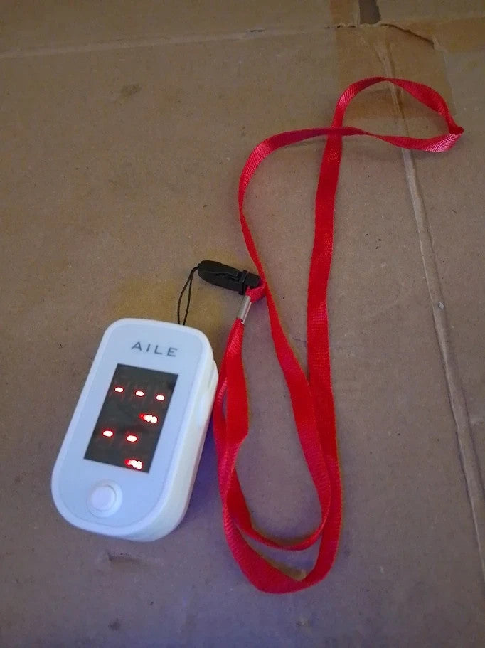 Aile Oxygen Monitor Finger Adults Kids Heart Rate Monitor SpO2 Pulse New