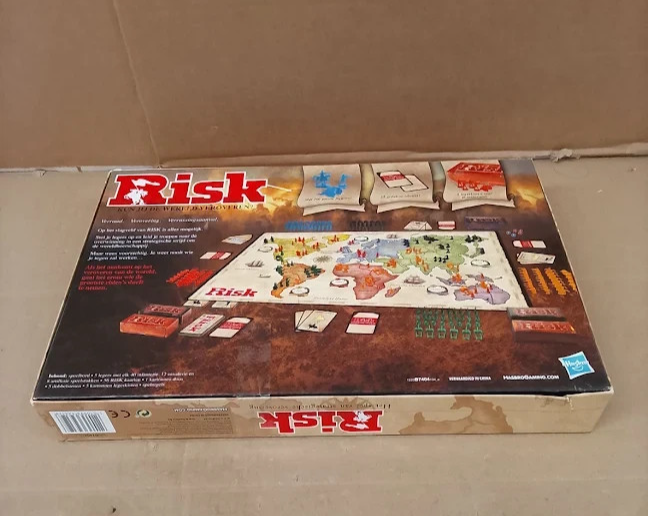 Hasbro Risk 0604072 Strategy Board Game Classic Edition Premium Quality Design