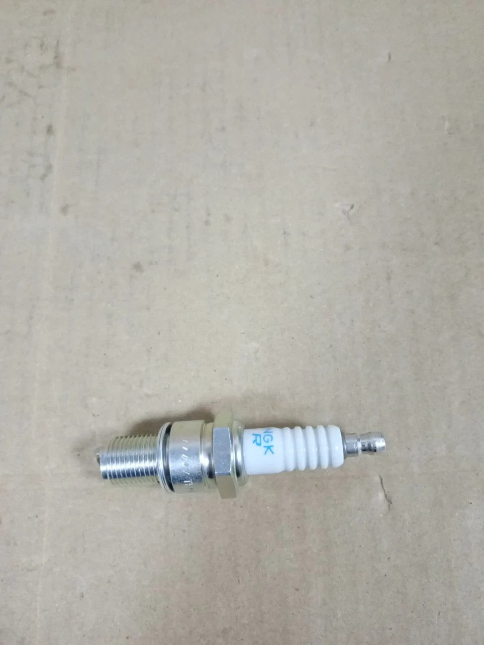 NGK Spark Plug BR8ES YBX 5422 NIckel 1 Piece Copper New