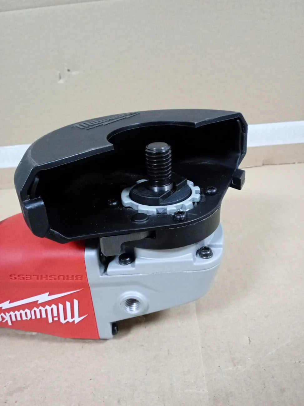 Milwaukee M18FSAGV115XPDB0X M18 Fuel Breaking Grinder Paddle Switch Naked