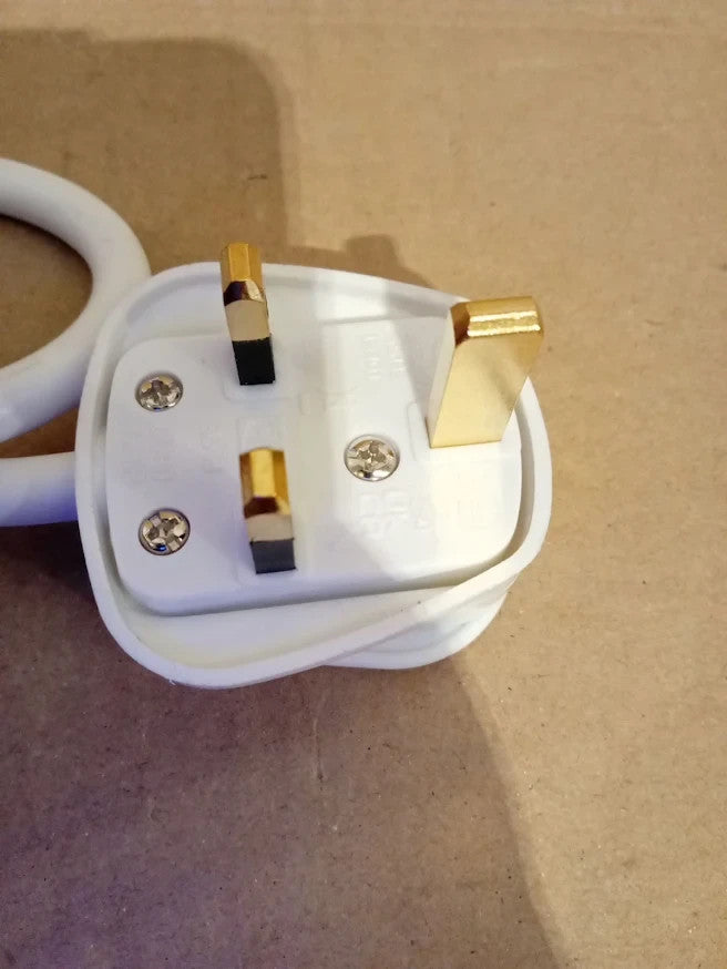 Pro Elec PL15287 4 Gang Extension Lead White Slim Plug Socket Cable Design New