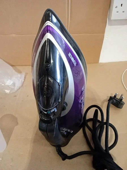 Tower Ceraglide Ultra Speed Iron Ceramic Soleplate 3100W 360ml Water Tank