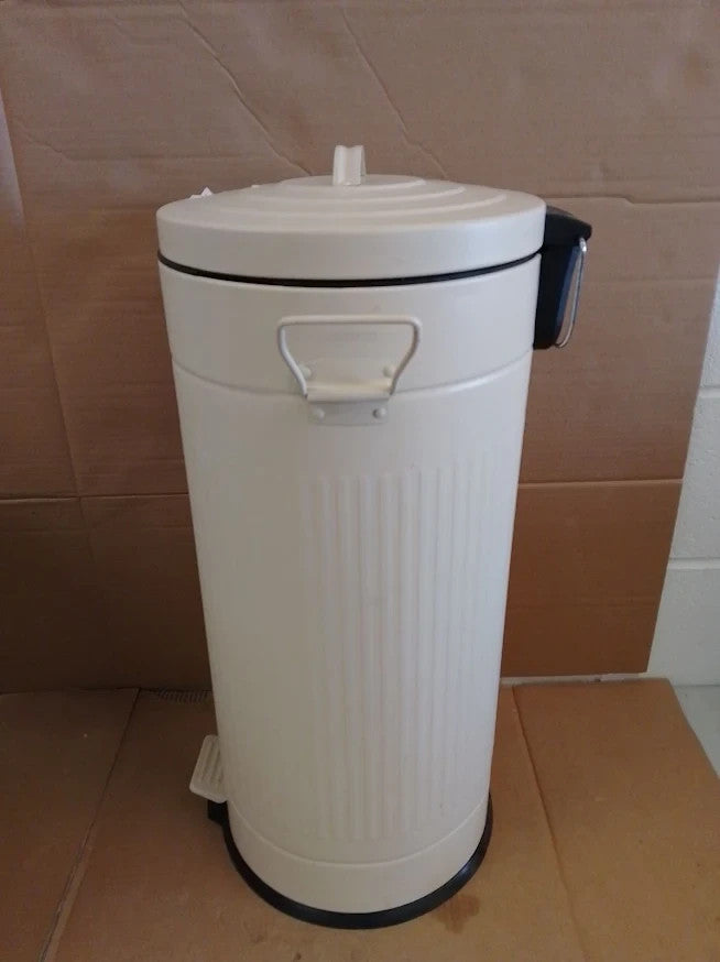 Habitat 30 Litre Vintage Style Kitchen Pedal Bin Cream Waste Quality Design