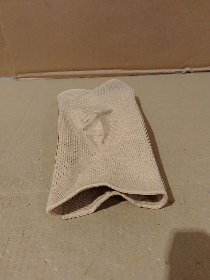 Actimove Everyday Supports Knee Support Closed Patella 2 Stays Men Women Small