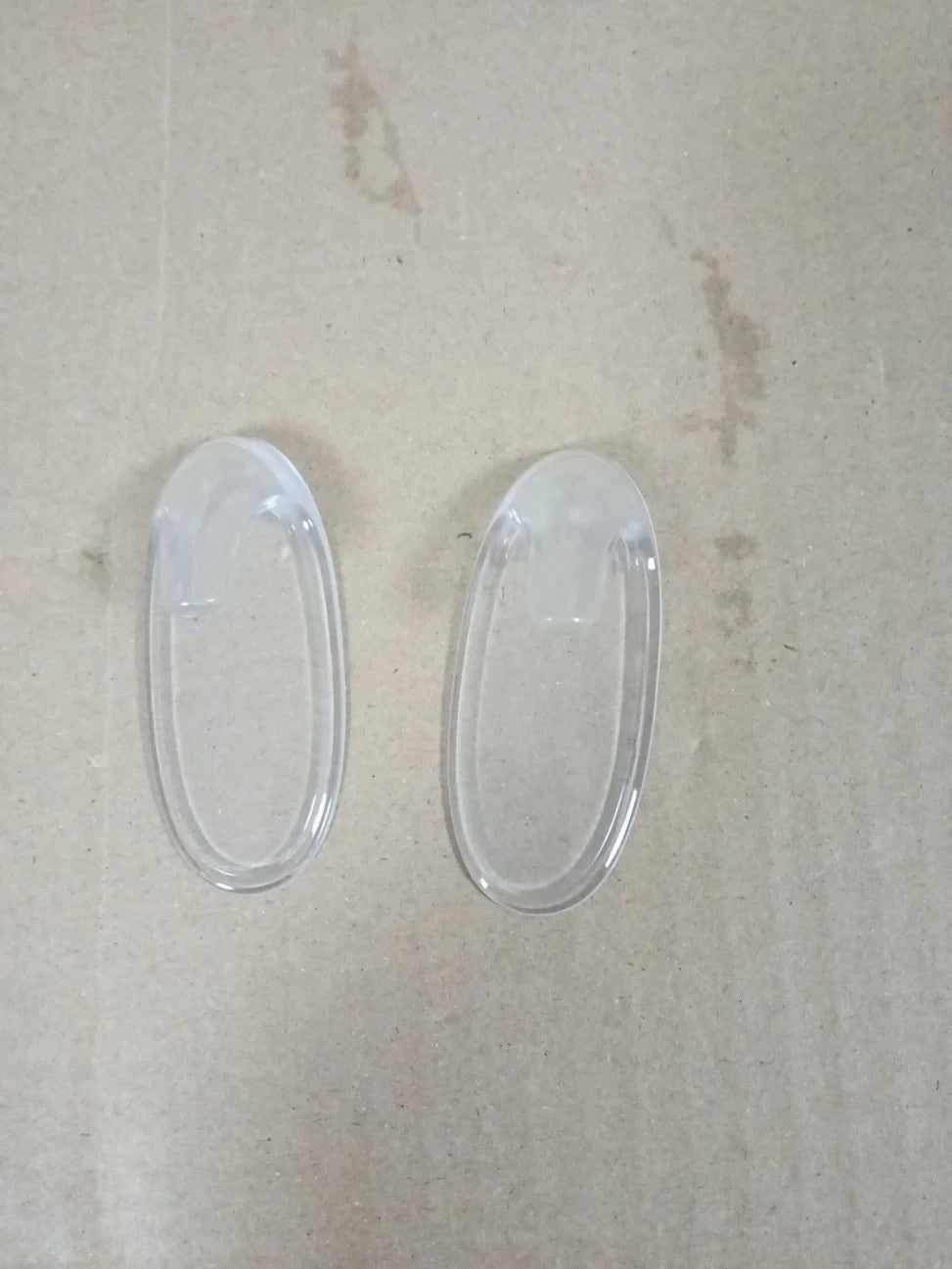 Command 17091CLR Medium Hook 2 Pieces Transparent Damage Free Hanging New