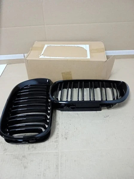 Double Bridge Front Kidney Grill Grilles Glossy Black E46 4 Door New
