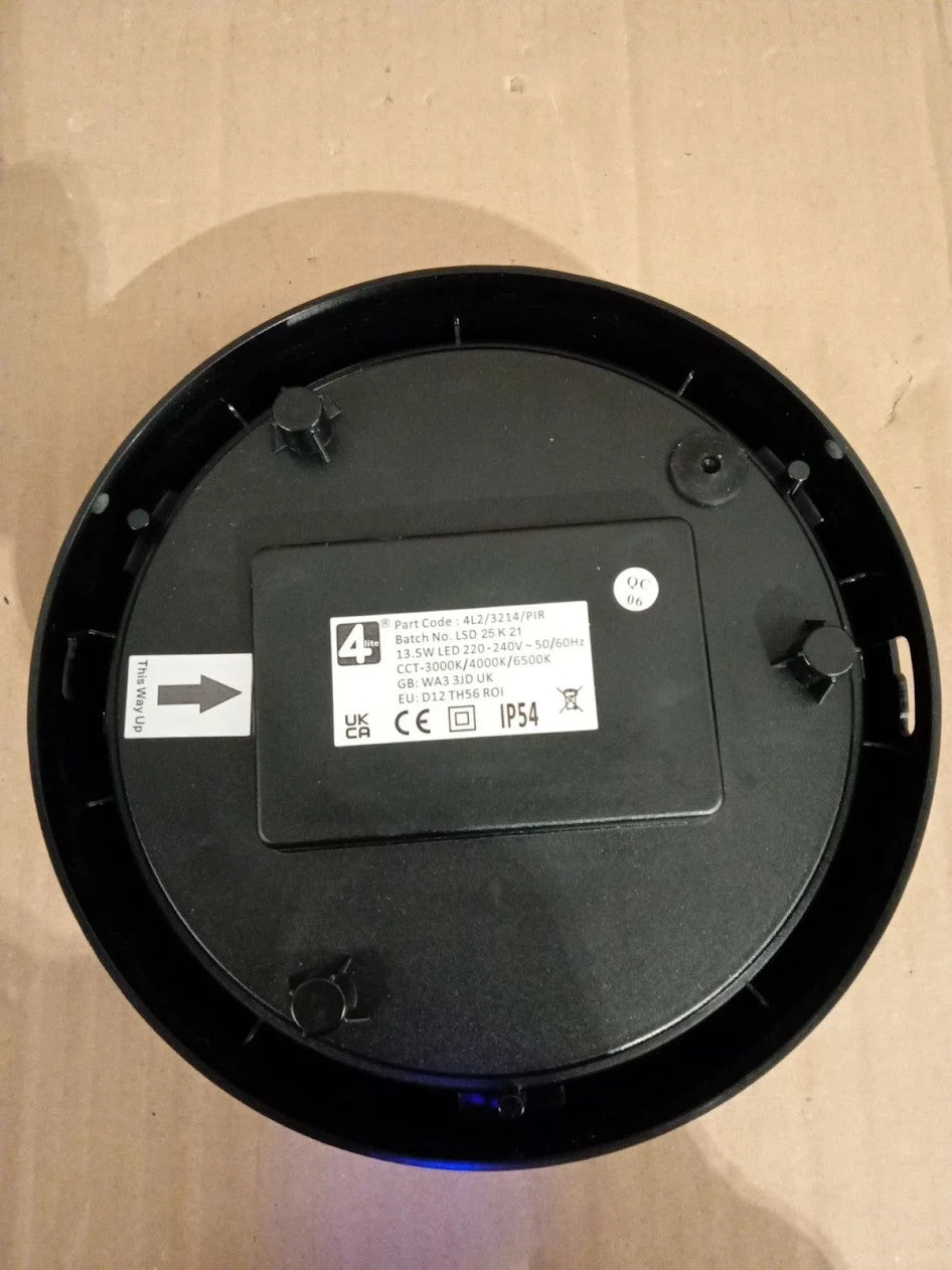 4lite Pylus Outdoor Round Wall Light Black 1100lm Bulkhead IP54 LED Integrated