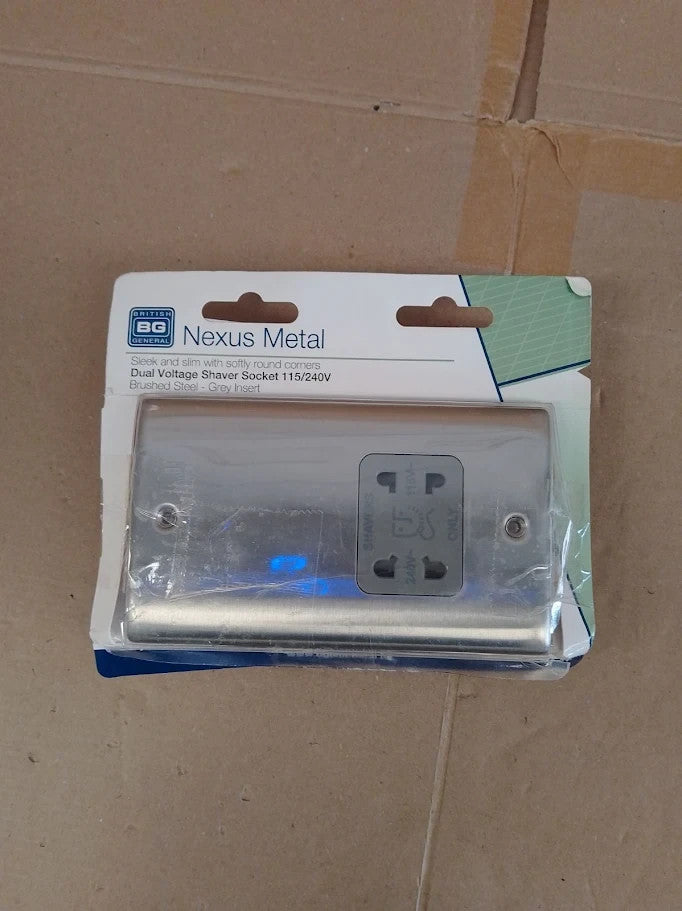 BG Electrical Dual Voltage Shaver Plug Socket Electric Toothbrush Charger New