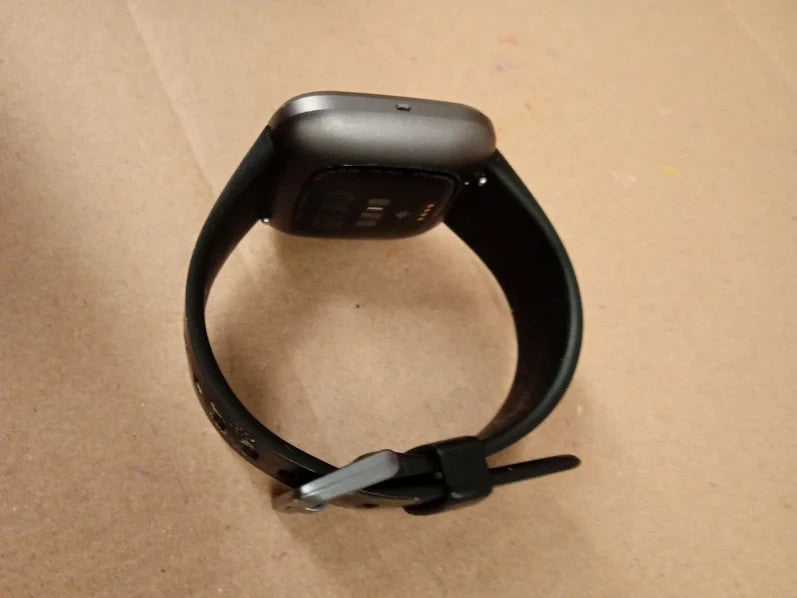 Fitbit Versa 2 Health Fitness Smartwatch Voice Control Black Carbon Standard New
