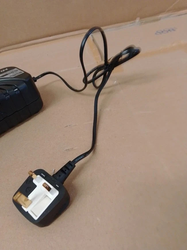 Hikoki UC18YG 60 Minute Charger 7.2 18V NiCad 7.2V Lithium Ion 50x50x50cm
