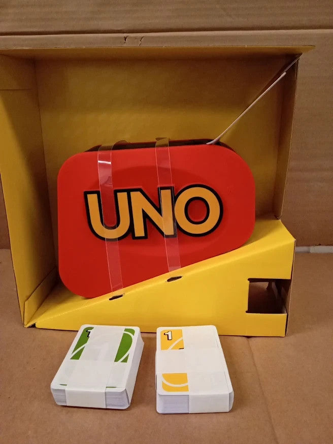 UNO Extreme Card Game Launcher Lights Sounds 112 Family GXY75 Quality Design New