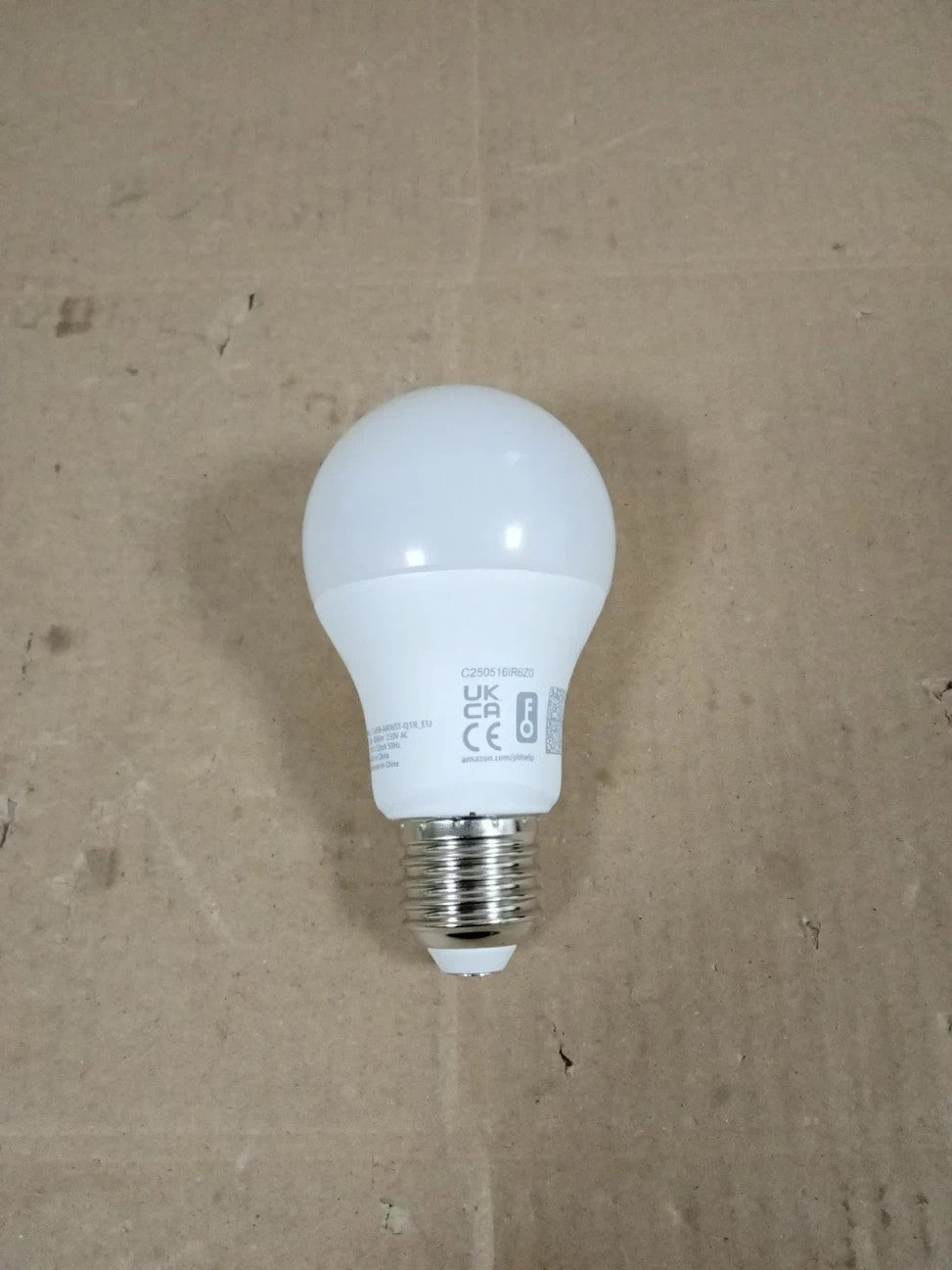 Amazon Basics Smart Dimmable LED Light Bulb E27 Base Soft White 60W Alexa New